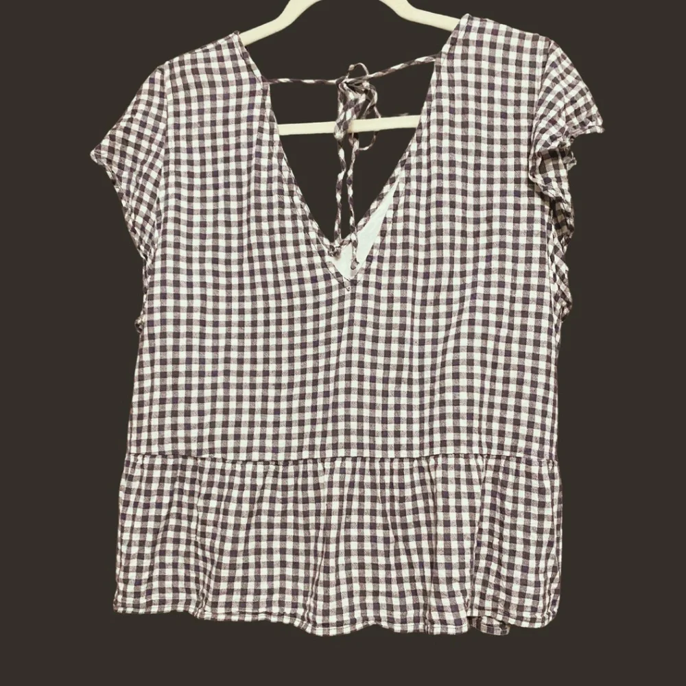 Abercrombie & Fitch Women's Babydoll Peplum Smocked Blouse - Picture 5 of 9